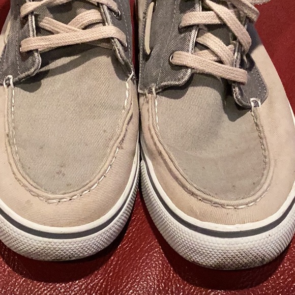 Sperry Hi-tops - Picture 3 of 9